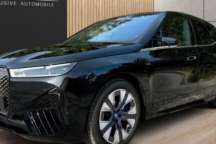 BMW iX 14.350 km 73.900 € Nürtingen (Stuttgart) 72622