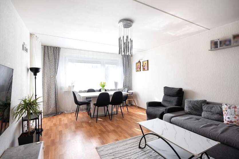 Wohnung zum Kaufen in Sindelfingen 260.000 € 72 m²