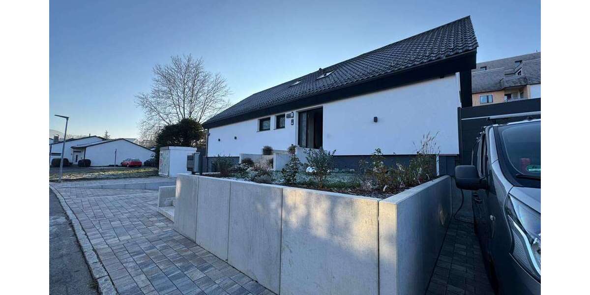 Einfamilienhaus Metzingen - 9 Zimmer, 300 m&sup2;, 1.590.000&euro; | Angebot:25960769