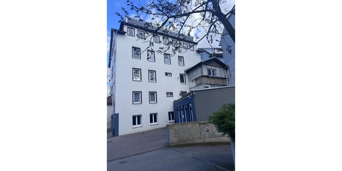 Etagenwohnung Esslingen am Neckar - 5 Zimmer, 148 m&sup2;, 450.000&euro; | Angebot:25959641
