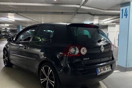 VW Golf 224.000 km 1.999 &euro; Korntal- Münchingen 70825