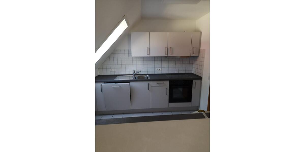 Dachgeschoßwohnung Bietigheim-Bissingen Bissingen - 3 Zimmer, 75 m&sup2;, 1.100&euro; | Angebot:27625228
