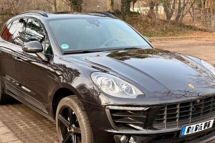 Porsche Macan 64.000 km 40.800 &euro; Stuttgart 70327