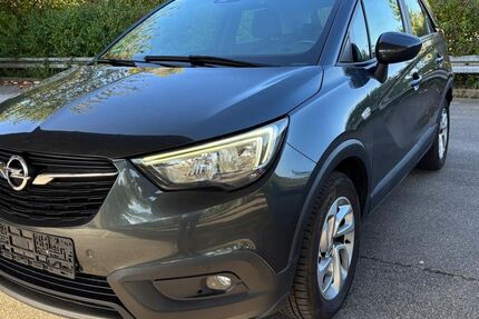 Opel Crossland (X) 104.000 km 7.799 &euro; Sindelfingen 71069