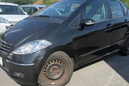 Mercedes-Benz A 180 198.739 km 990 &euro; Tübingen 72072