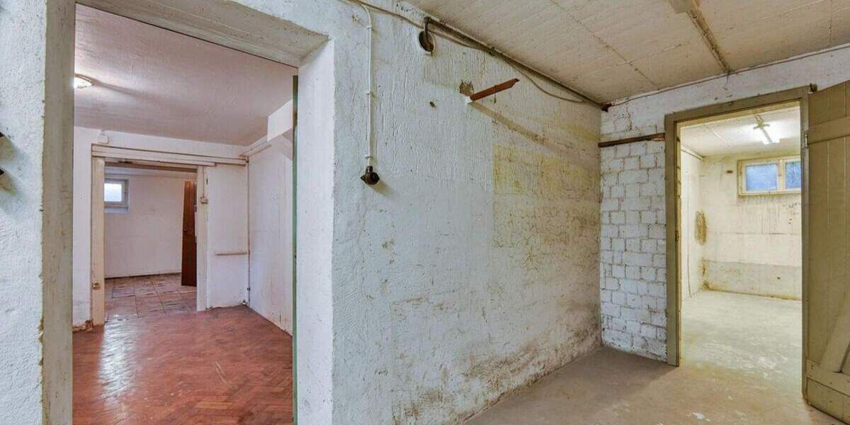 Mehrfamilienhaus, Wohnhaus Stuttgart Zuffenhausen - 1 Zimmer, 276 m&sup2;, 850.000&euro; | Angebot:24698281