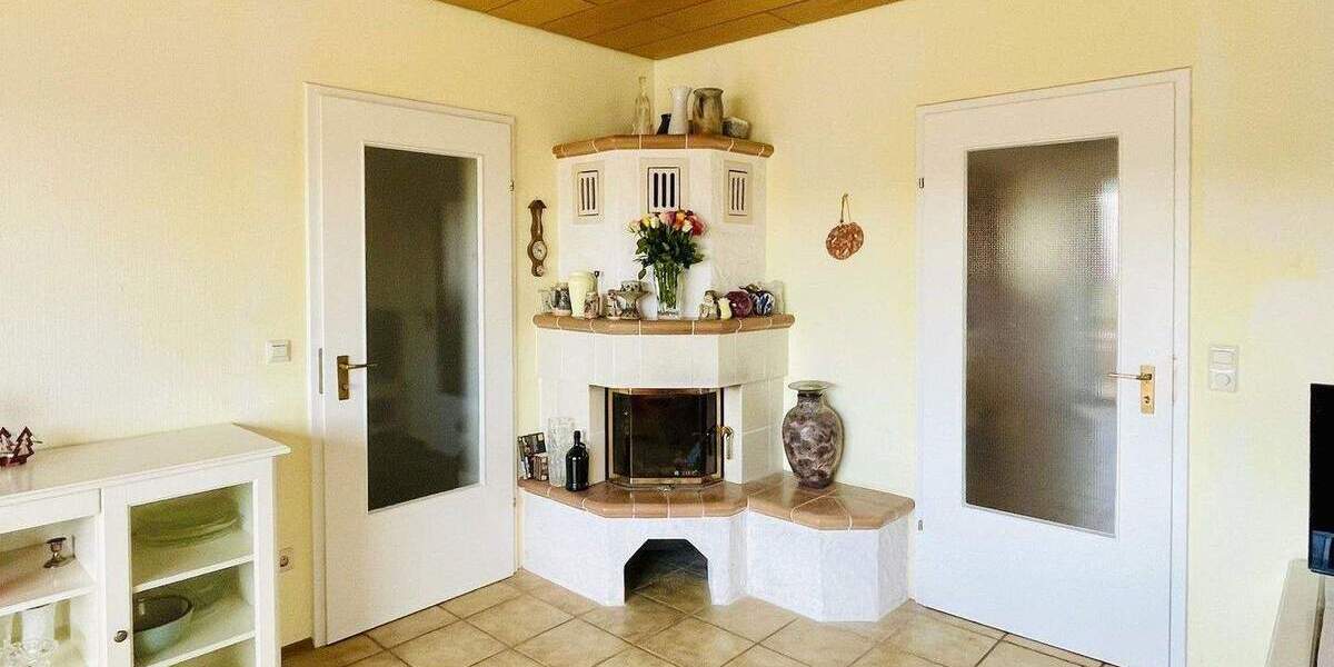 Reihenendhaus Simmozheim - 7 Zimmer, 176 m&sup2;, 599.000&euro; | Angebot:25657345