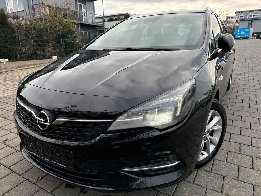 Opel Astra 123.000 km 9.980 € Holzgerlingen 71088