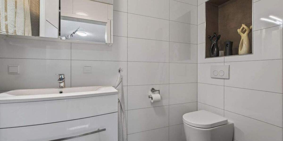 Mehrfamilienhaus, Wohnhaus Pforzheim Südoststadt - 8 Zimmer, 221 m&sup2;, 899.000&euro; | Angebot:25909413