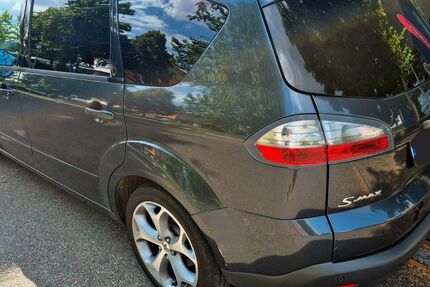 Ford S-Max 324.200 km 1.555 &euro; Filderstadt 70794