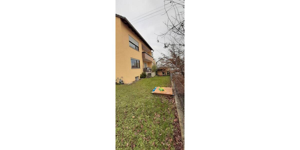Erdgeschoßwohnung Schwieberdingen - 4 Zimmer, 96 m&sup2;, 1.400&euro; | Angebot:26415133