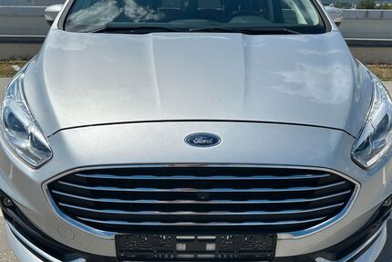 Ford Galaxy 97.448 km 24.400 &euro; Sindelfingen 71065