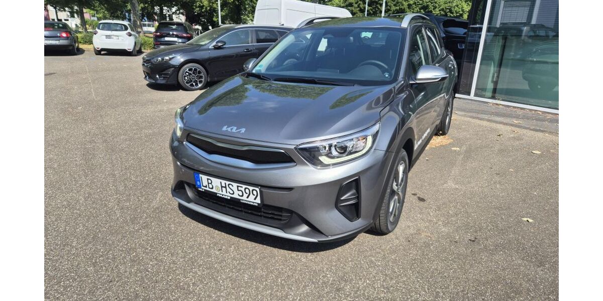 Kia Stonic 8.000 km 19.900 &euro; Ludwigsburg 71636
