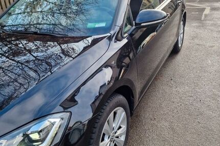 VW Golf 221.000 km 8.200 &euro; Reutlingen 72764