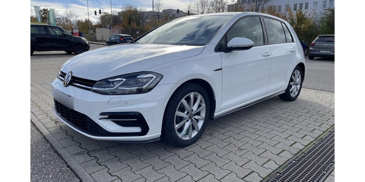 VW Golf 129.000 km 14.500 € Ditzingen 71254