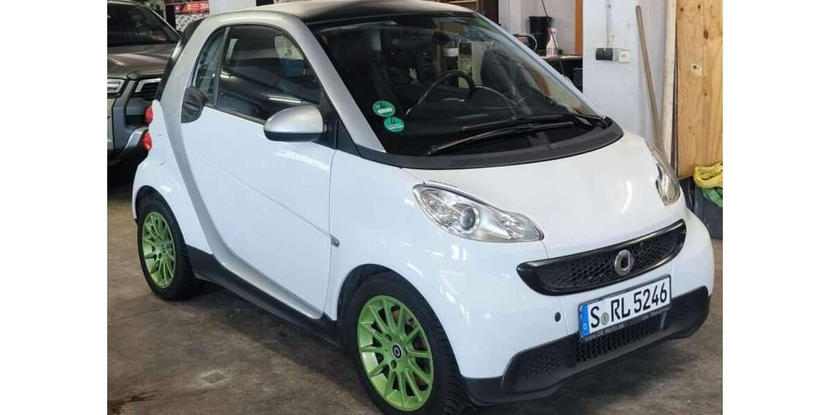 Smart forTwo 106.500 km 4.999 &euro; Stuttgart 70372