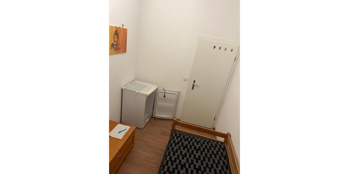 Etagenwohnung Gärtringen - 1 Zimmer, 8 m&sup2;, 500&euro; | Angebot:25592537