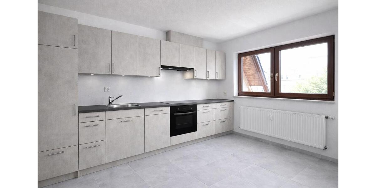 Etagenwohnung Ludwigsburg - 3 Zimmer, 102 m&sup2;, 1.400&euro; | Angebot:26103087