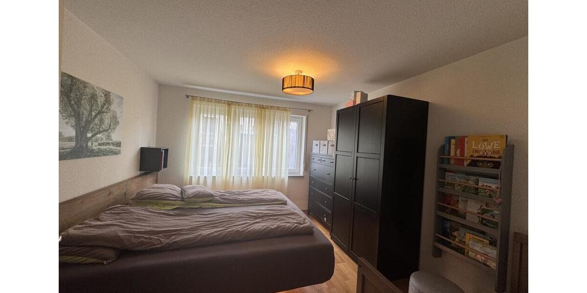 Erdgeschoßwohnung Gerlingen - 3.5 Zimmer, 79 m&sup2;, 1.100&euro; | Angebot:25328664