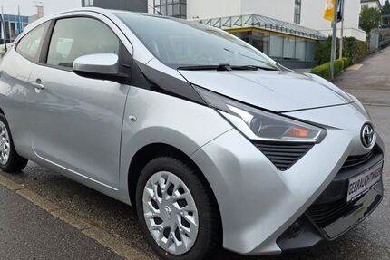 Toyota Aygo (X) 75.575 km 9.490 € Kornwestheim (bei Stuttgart) 70806