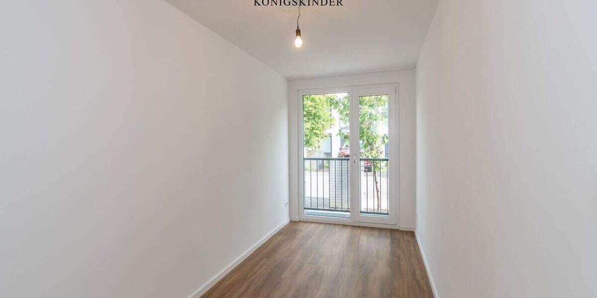 Doppelhaushälfte Stuttgart Zuffenhausen - 8 Zimmer, 154 m&sup2;, 945.000&euro; | Angebot:24709813