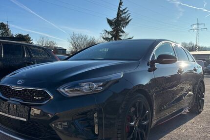 Kia pro ceed / ProCeed 79.032 km 17.999 &euro; Magstadt 71106