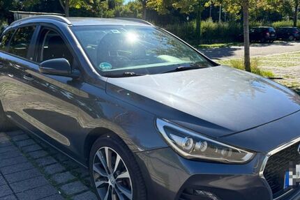 Hyundai i30 103.000 km 12.000 € Filderstadt 70794