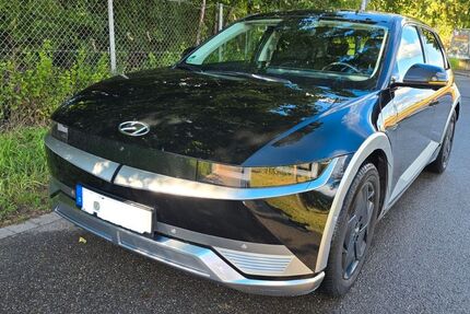 Hyundai IONIQ 5 89.000 km 25.200 € Stuttgart 70439