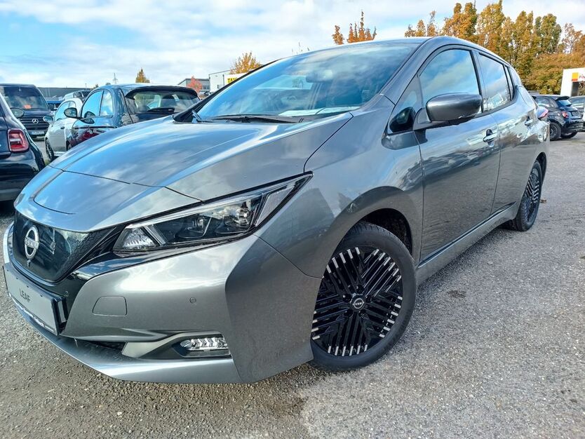 Nissan Leaf 1.000 km 20.750 € Fellbach 70734
