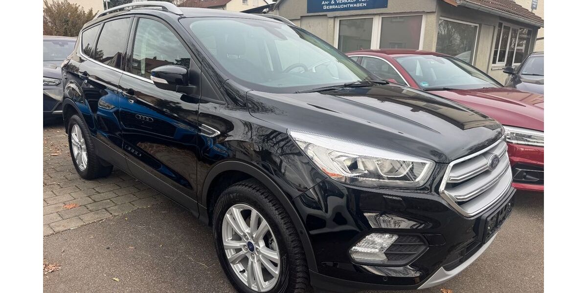 Ford Kuga 69.500 km 14.300 &euro; Fellbach 70736