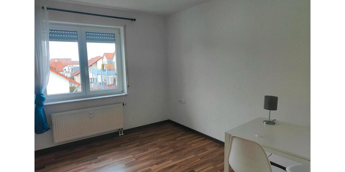 Etagenwohnung Renningen - 3 Zimmer, 77 m&sup2;, 1.090&euro; | Angebot:24746193