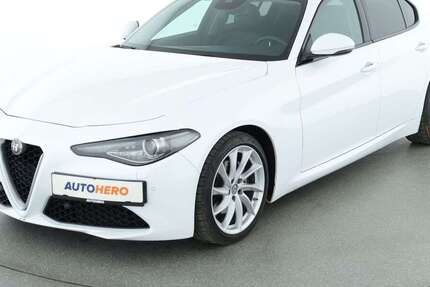 Alfa Romeo Giulia 108.103 km 19.080 € Stuttgart 70195