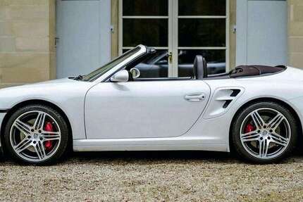 Porsche 911 87.000 km 93.760 € Fellbach 70734