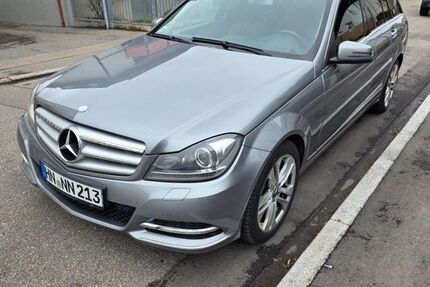 Mercedes-Benz C 250 320.000 km 2.990 &euro; Stuttgart 70178