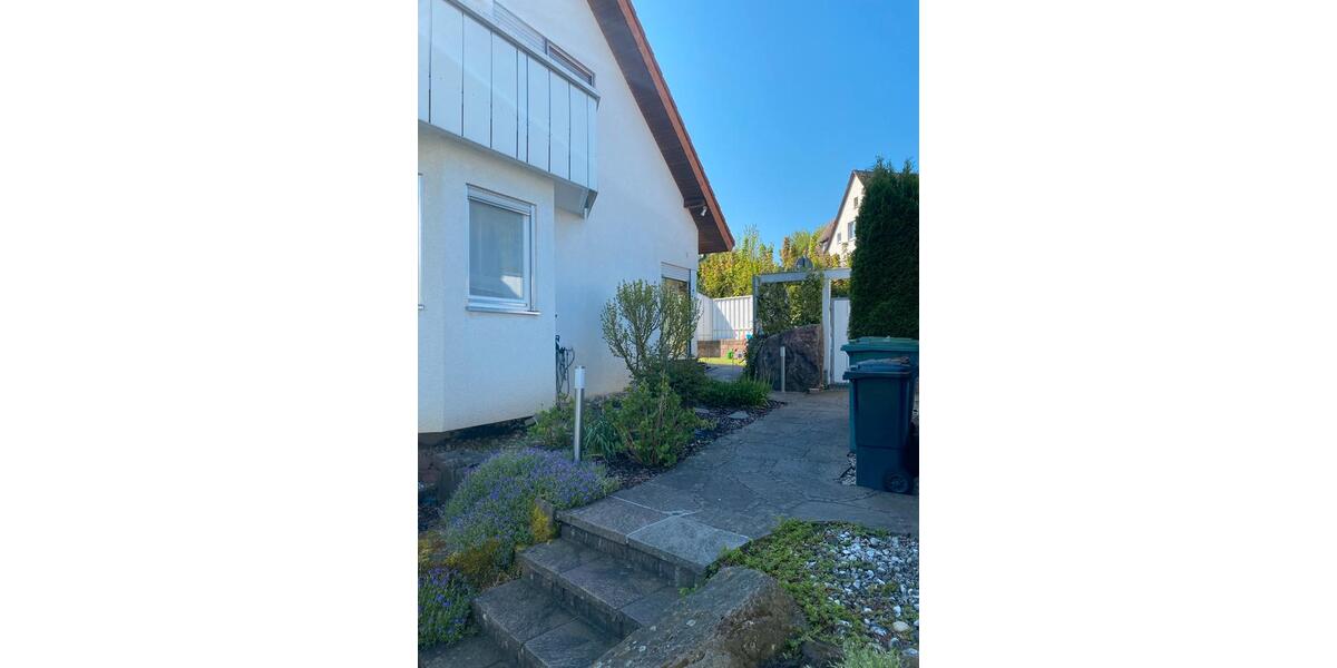 Doppelhaushälfte Calw - 6 Zimmer, 140 m&sup2;, 530.000&euro; | Angebot:26512381