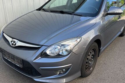 Hyundai i30 140.000 km 3.490 &euro; Böblingen 71034