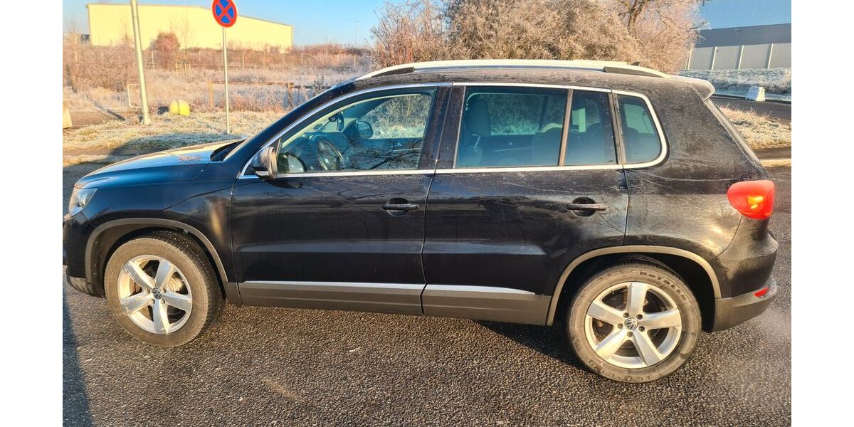VW Tiguan 195.000 km 7.500 &euro; Rottenburg-Ergenzingen 72108