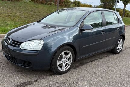 VW Golf 208.000 km 2.200 € Calw 75365