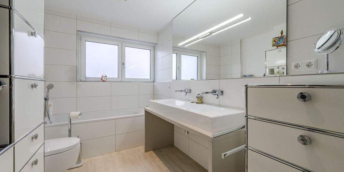 Etagenwohnung Ludwigsburg Ost - 3 Zimmer, 93 m&sup2;, 665.000&euro; | Angebot:24687762