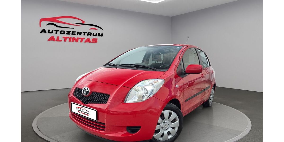 Toyota Yaris 52.000 km 5.490 &euro; Holzgerlingen 71088