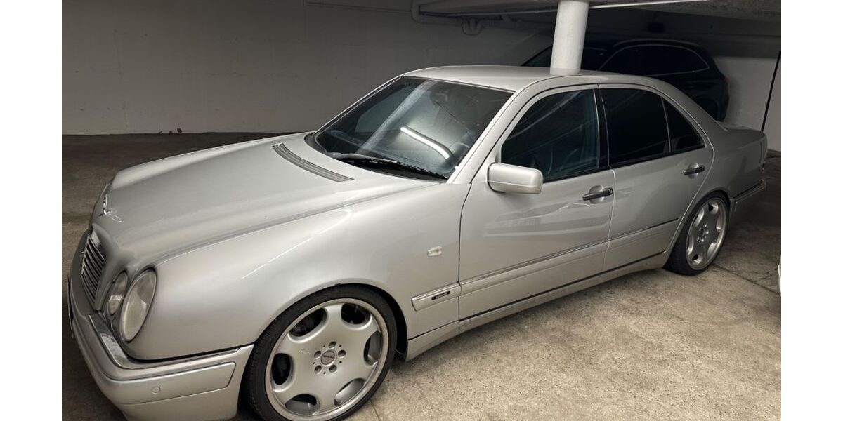 Mercedes-Benz E 50 276.500 km 15.700 &euro; Ehningen 71139