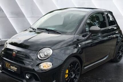 Abarth 695 16.200 km 28.475 &euro; Bietigheim-Bissingen 74321