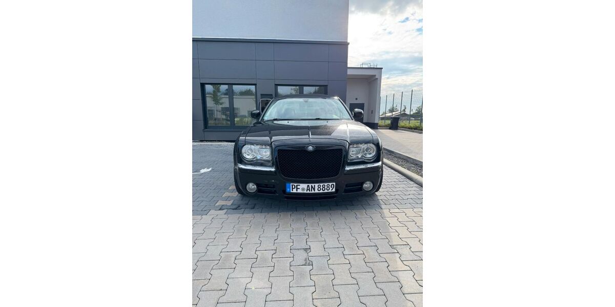 Chrysler 300C 274.500 km 6.999 &euro; Engelsbrand 75331