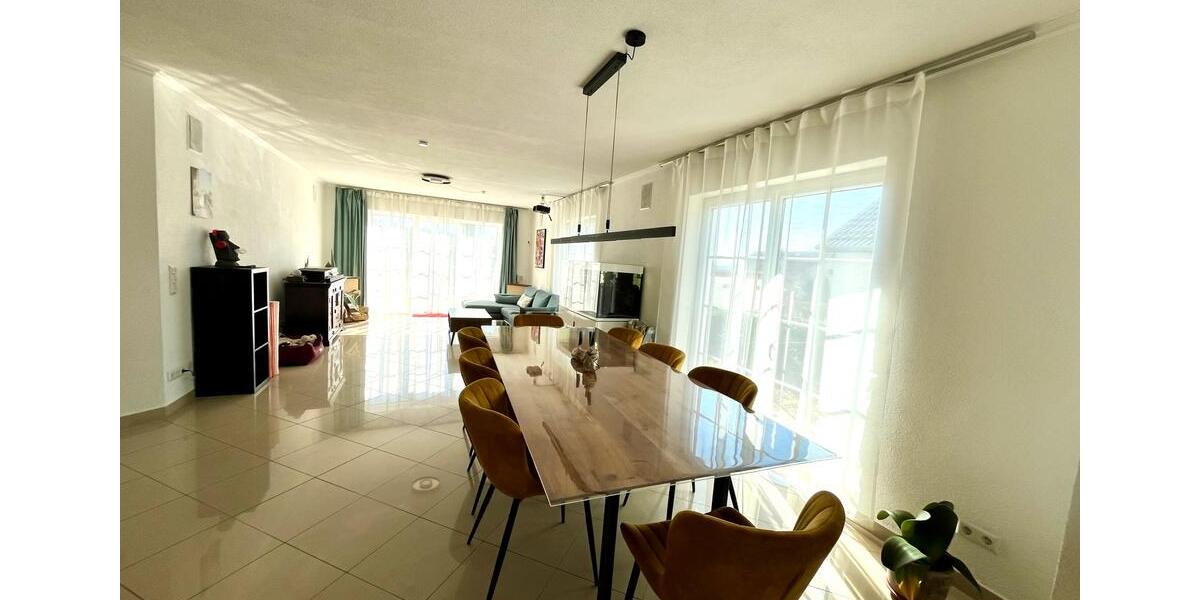 Doppelhaushälfte Ebhausen - 6 Zimmer, 220 m&sup2;, 2.300&euro; | Angebot:27619014