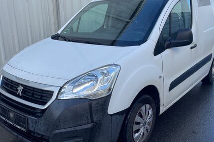 Peugeot Partner 265.000 km 4.190 &euro; Böblingen 71034
