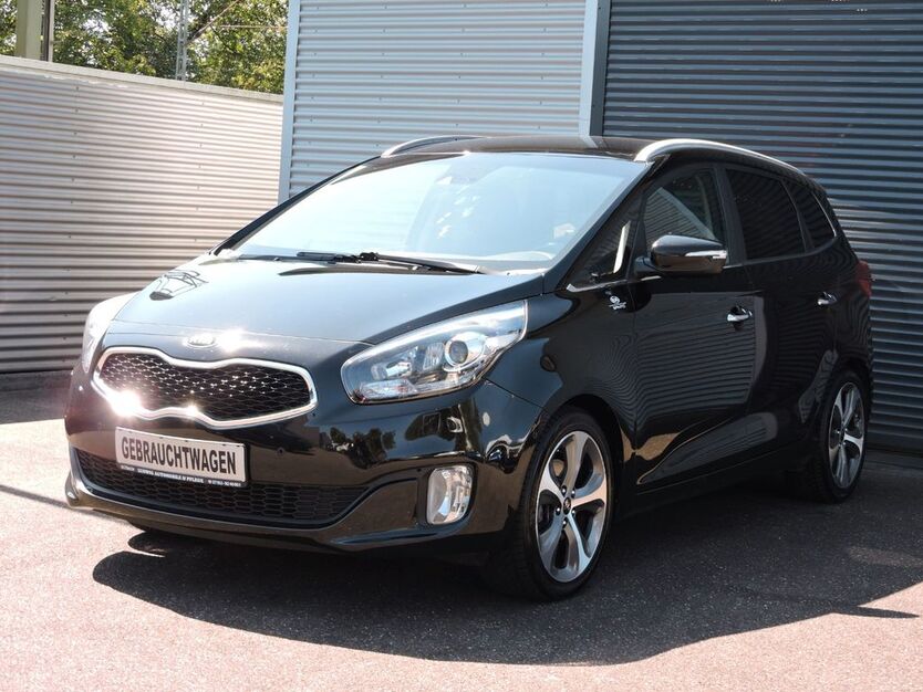 Kia Carens 172.000 km 9.800 € Altbach 73776