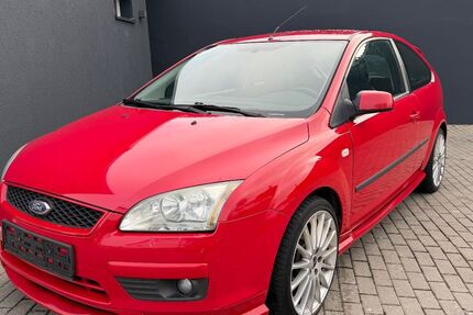 Ford Focus 216.000 km 1.990 &euro; Gärtringen 71116