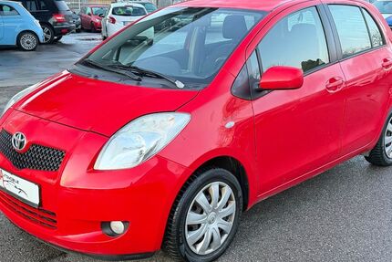 Toyota Yaris 180.000 km 2.999 &euro; Calw 75365