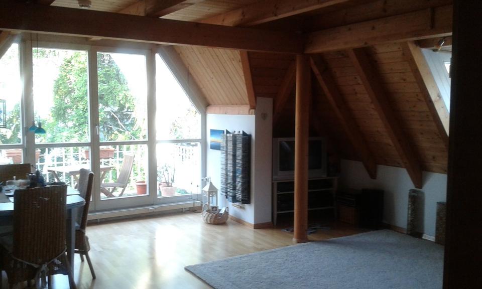 Dachgeschoßwohnung Reutlingen - 3 Zimmer, 80 m&sup2;, 1.250&euro; | Angebot:27584496
