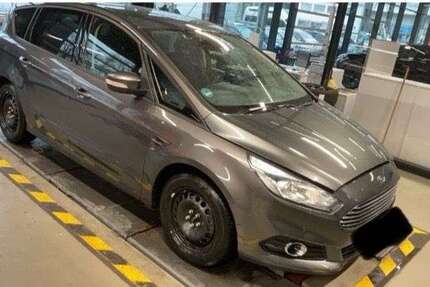 Ford S-Max 170.100 km 9.990 &euro; Sindelfingen 71065